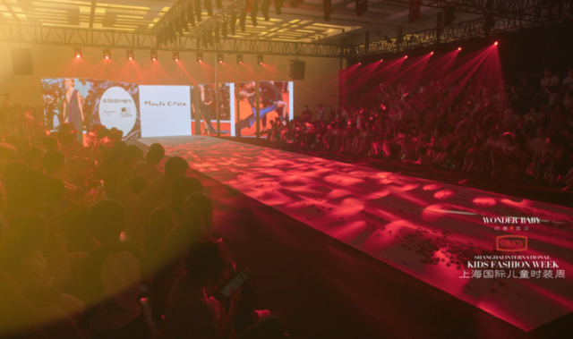 [上海国际儿童时装周]第11届欣融盛放  意大利著名女装品牌Manila Grace携女孩系列发布
