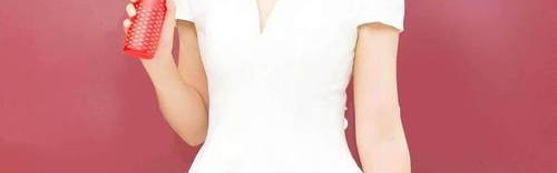 汤唯的小白裙完全穿在审美上，杨幂用皮裙散发该死的魅力！