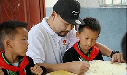 这个冬天不太冷：和王以太一起为乡村美育火热开唱