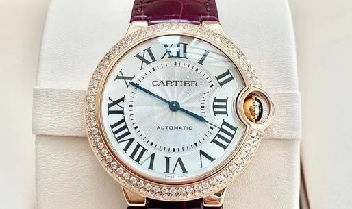 圣诞情缘 卡地亚蓝气球系列腕表赏析