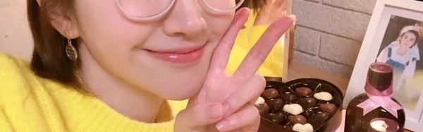 景甜的水润“恋爱底妆”好看到飞起来,情人节约会就靠TA了!