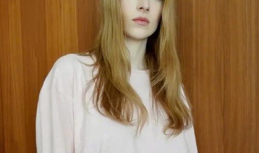 90秒｜多少有些“亢奋”的时装