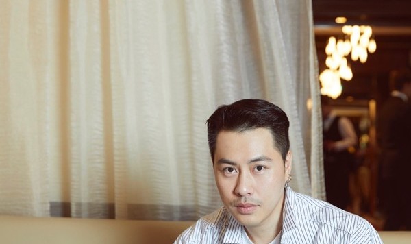 Chris by Christopher Bu 我心中的女孩长大了 |中国设计