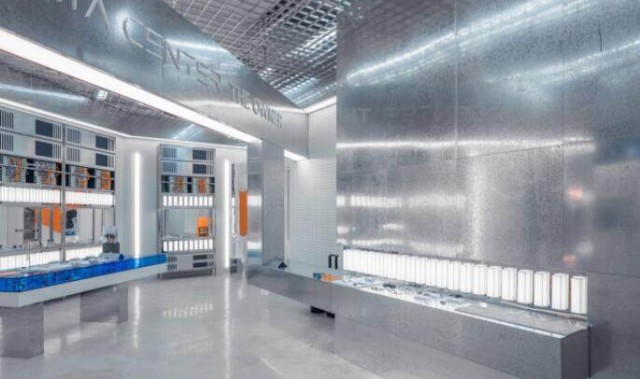 首家概念零售空间DATA CENTER THE OWNER 正式亮相