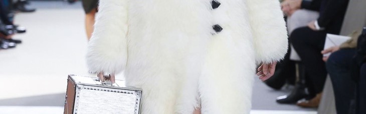 时髦的孩纸滑雪也要穿的不一样！
