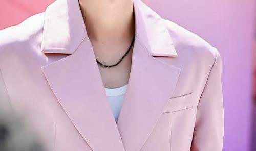 唤醒春日新色彩！王鹤棣活力演绎G-SHOCK「潮流PINK」