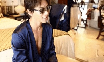 开包记|黄致列 人参面霜、舒缓喷雾,欧巴的贴心防护全是粉丝的功劳!