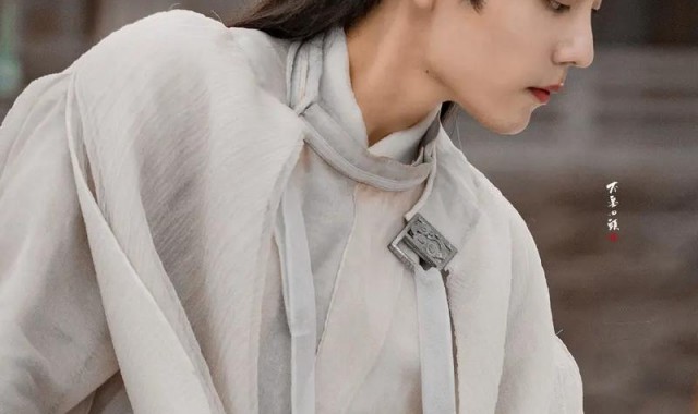 和肖战闯仙侠江湖、还是陪彭昱畅看海？周末看啥片？