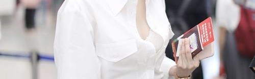 露出衬衫领子的你,看着就不一般