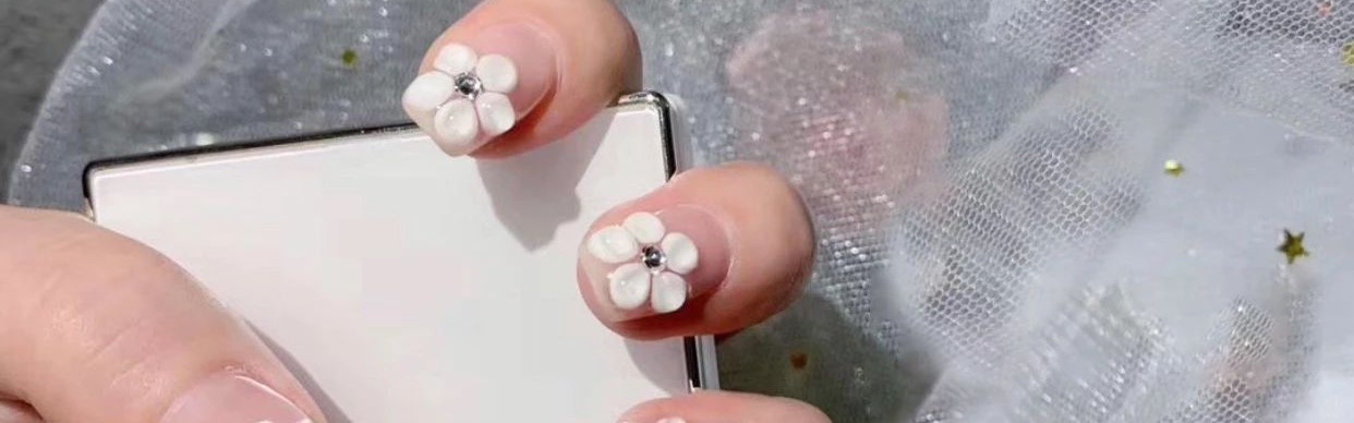 被向佐郭碧婷的婚礼照甜哭，这次的新娘美甲怎么比新娘妆还好看？！