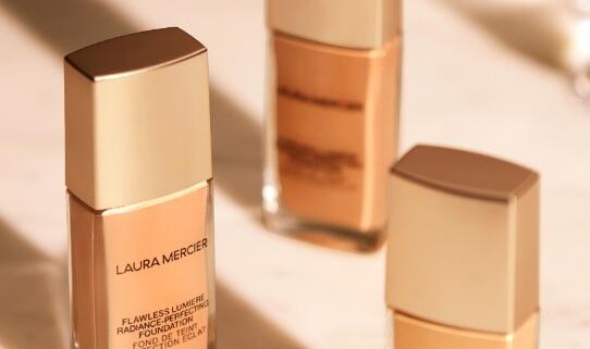 Laura Mercier罗拉玛希与无瑕娇颜上妆四部曲