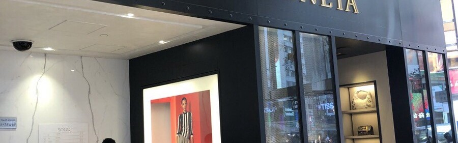 义乌包包批发市场在哪里,义乌商品批发市开发分三期开发