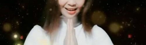 姑娘，你脸上的光闪到我了！