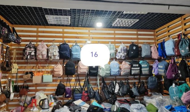 白沟厂家箱包批发,国内知名包包批发市场不在河北白沟广州