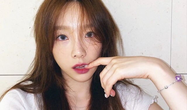 反着穿更时髦？难怪明星集体爱上了针脚外露！