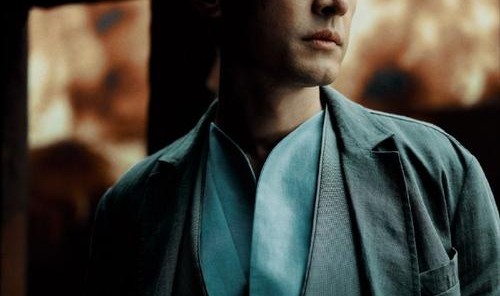 胡歌演绎，今年最佳正装型腕表之一