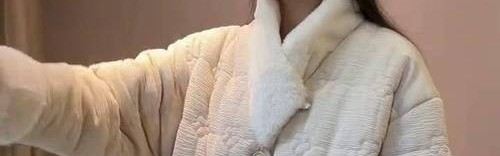 冬天也要拒绝臃肿,一件睡袍式大衣让你温暖又有好身材!