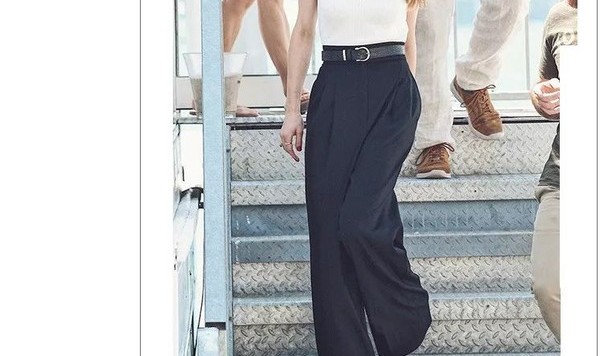 戛纳Amber针织背心刷屏？刚生完孩子的可儿穿上太逆天！【每日星范】