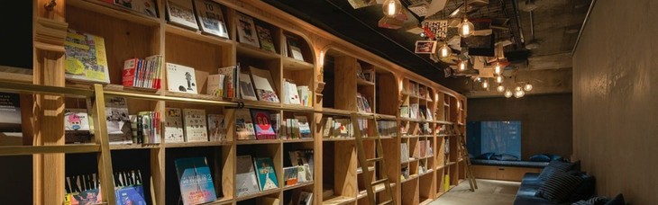 关掉手机，去东京这家书店住一晚吧