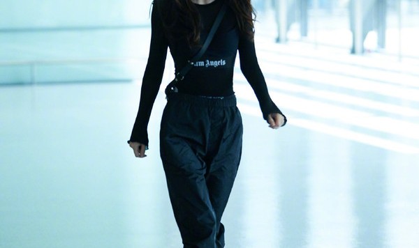 你为什么Hold不住荧光色？真的不是脸的问题