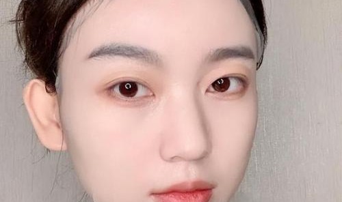 同样是敷面膜,差别怎么就这么大呢?