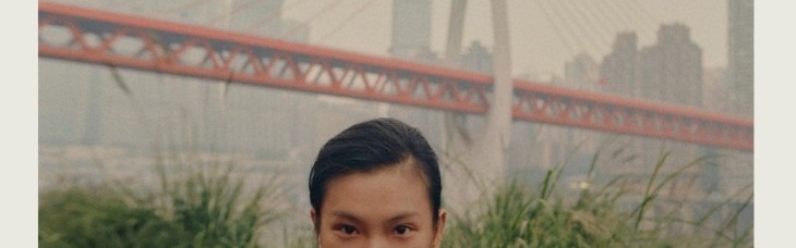 Zara与中国品牌AO YES推出蛇年联名系列