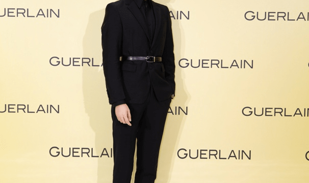 十载帝皇蜂采，传奇跃临金城 法国娇兰品牌大使许凯携帝皇蜂姿系列亮相兰州