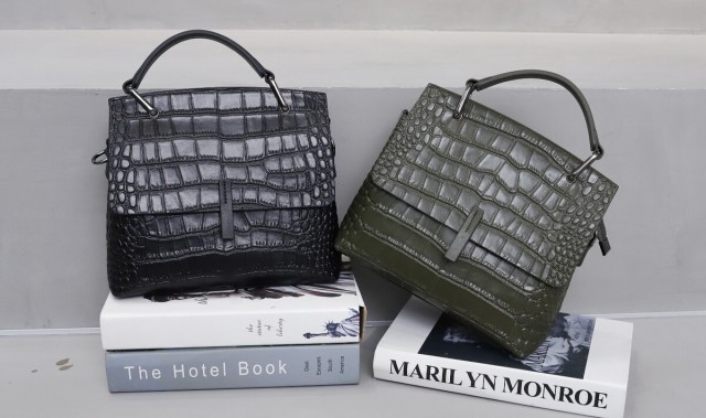 拉杆包什么材质好,天宇行李箱拉杆采用铝合金制造精致外壳