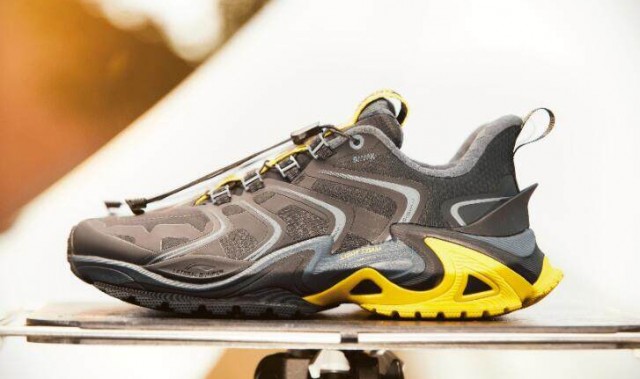 中国李宁猫爪ACE ｜ 经典再造 诠释山系户外美学