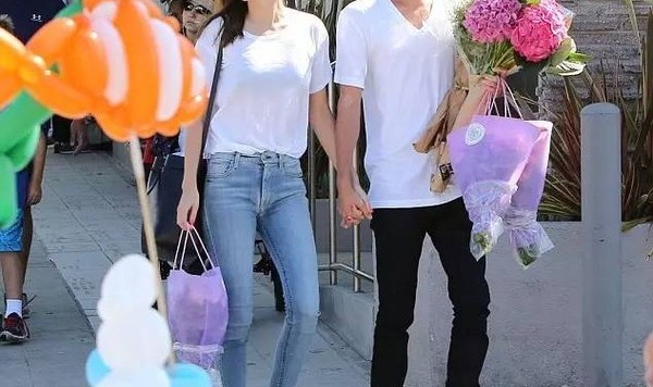 可儿约会钻石小鲜肉，离婚带娃又如何？只要你随时美，随时有人爱！