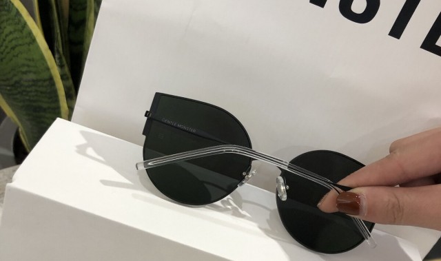 hr箱包是名牌吗,欧莱雅集团旗下极致奢华美妆品牌