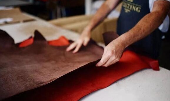 英国经典皮具品牌TUSTING：一百四十年匠心传承深受英国皇室青睐