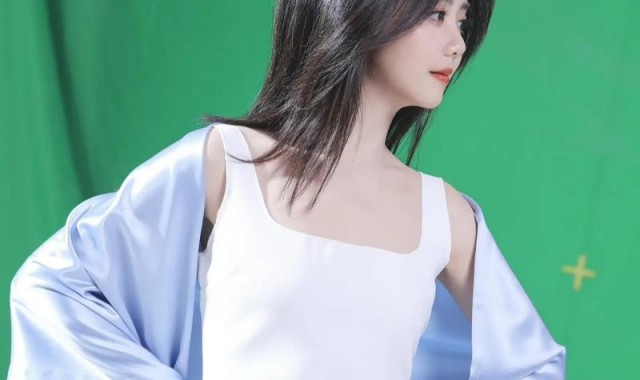 谭松韵素颜好让人心动！同款无惧镜头好肌肤你值得拥有