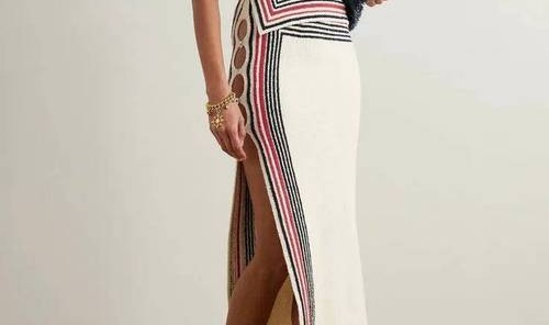 今年彩色条纹正当道，混着搭更时髦！