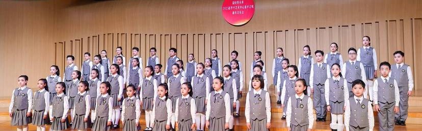 雪峰山下的合唱团,最美的风景是孩子