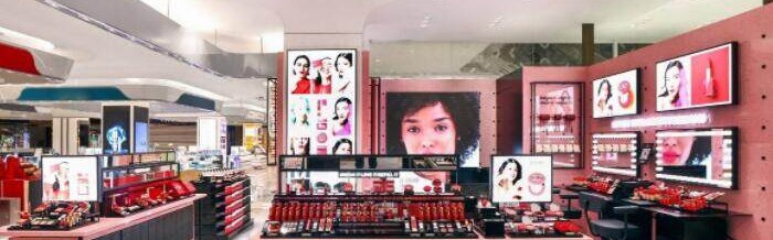 打破刻板印象与传统 华伦天奴美妆北京首家精品店登陆SKP