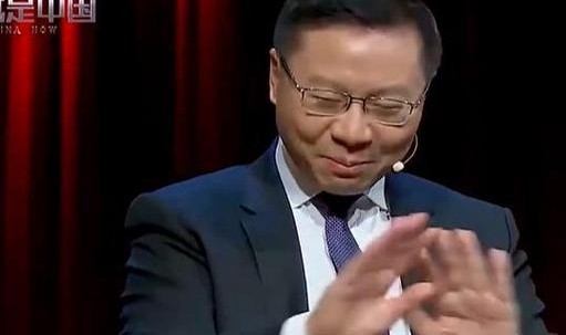 我长得是很普通,但就不能自信了吗?