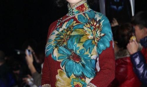 穿上旗袍的倪妮陈数太古典!原来妆容加分不少!