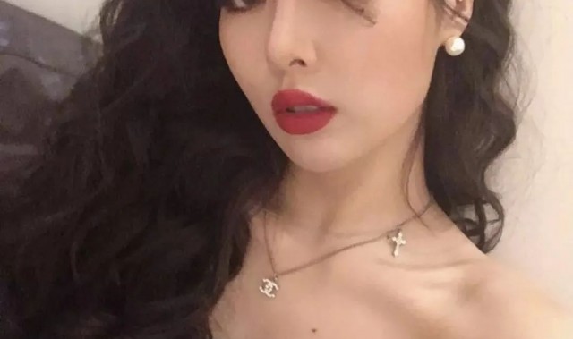 好看到失语,全智贤又刷新了我对质感美人的认知!