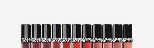 夏日唇妆出众锁色秘籍 DIOR迪奥烈艳蓝金锁色唇釉