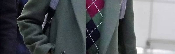 李宇春 是时候来点圣诞装扮了!