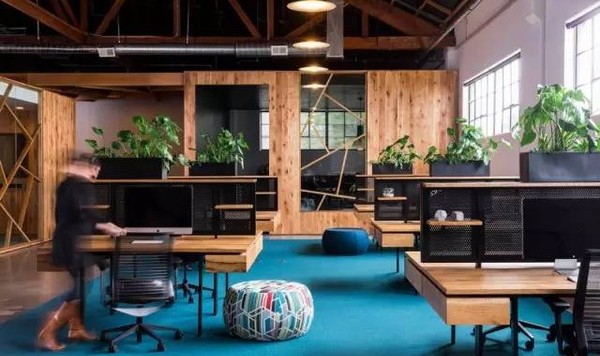 轻松、自由的办公环境