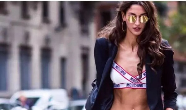 别等了再不露就晚了！分分钟扑倒你男人只需这四招！