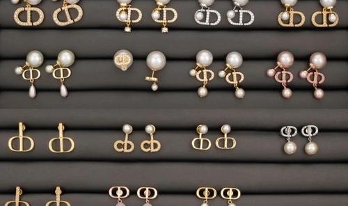 迪奥耳环经典款,迪奥home耳环设计