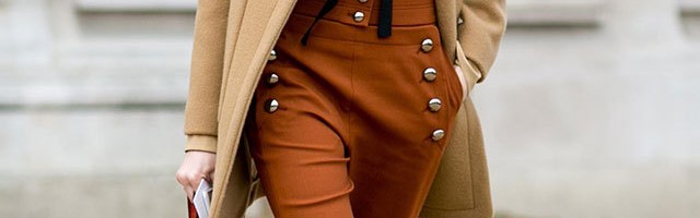 冷到小肚子出来了，一条海军裤让你不用健身也有小平腹