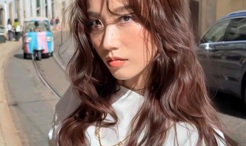 改变造型从头开始,换个新复古发色试试看呢?