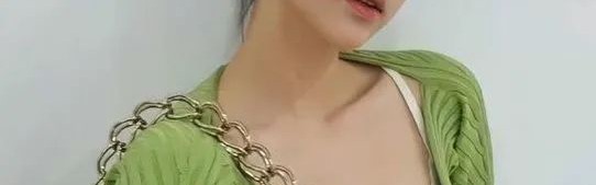 你也可以拥有Jennie同款针织衫的快乐