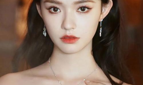 新晋白月光，为什么是她？