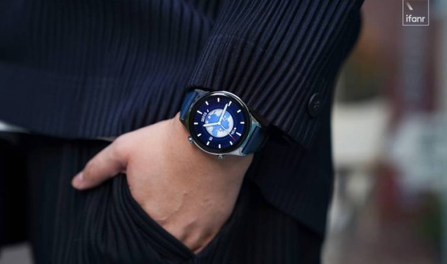 表身真金镀膜含金量85%，荣耀手表GS 3诠释腕上美感非凡