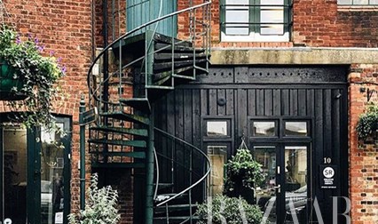 19世纪的老式马厩,文艺十足